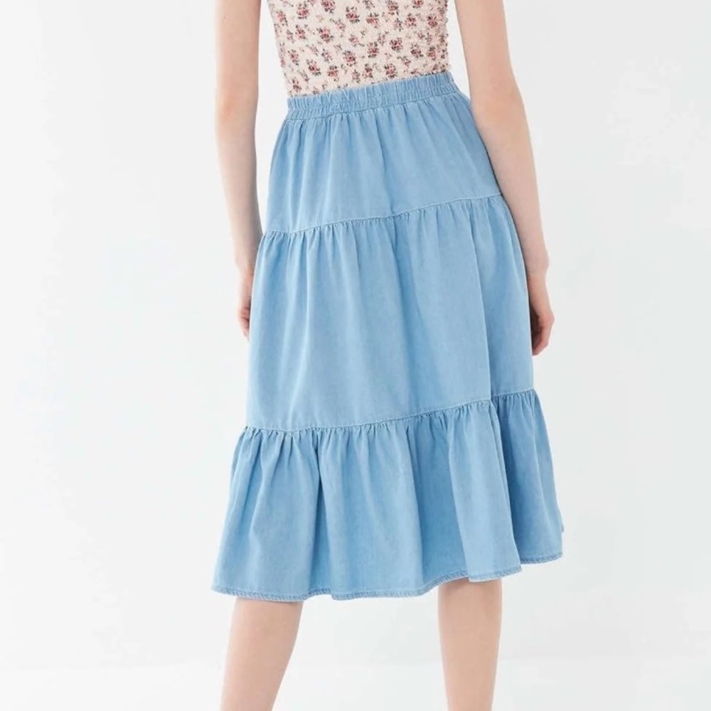 UO BDG Annie Denim Tiered Ruffle Skirt